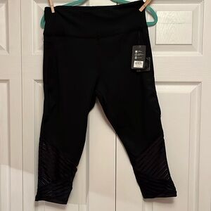 NWT BSP black legging, XL, runs small like Fabletics, fits like a large